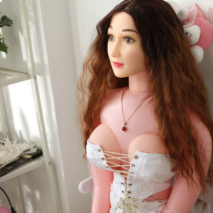 Seductive mature young woman, stunning voice, hair transplant inflatable doll