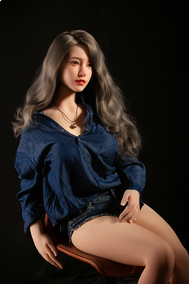 Qitai Qiangqiang 150cm Silicone Head Solid Doll