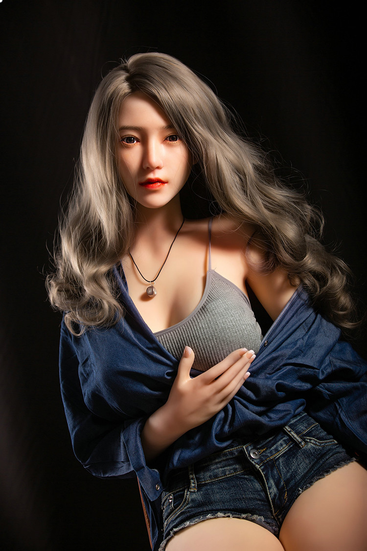 Qitai Qiangqiang 150cm Silicone Head Solid Doll
