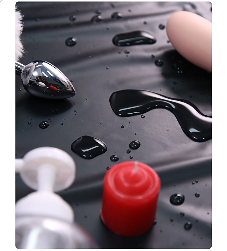 Mystery Girl's Fun Waterproof Bed Sheet Black