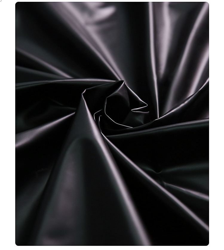 Mystery Girl's Fun Waterproof Bed Sheet Black