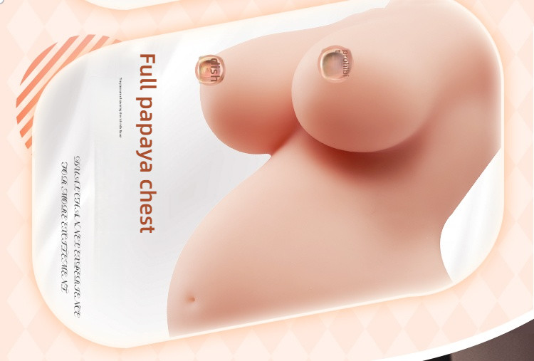 Enjoying the bride's flower wedding and pregnancy experience with a beautiful chest accessory